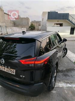 نیسان رۆگ